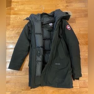 Men’s Canada Goose Parka size M